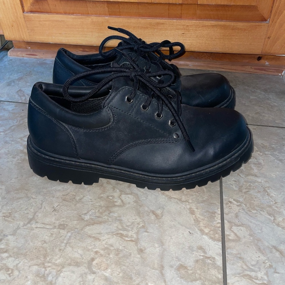 Physical Science Mens 10.5  Black Dress Shoes Oxfords